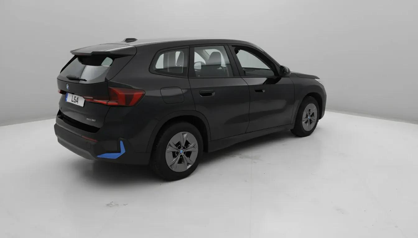 BMW iX1 en leasing sans apport à Rennes — vue 3