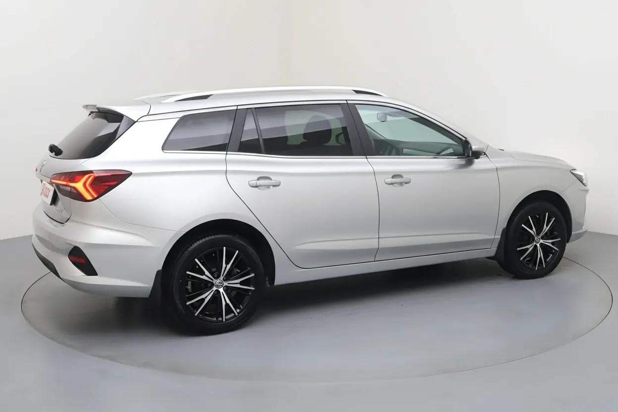 MG 5 Electric en leasing sans apport à Rennes — vue 3