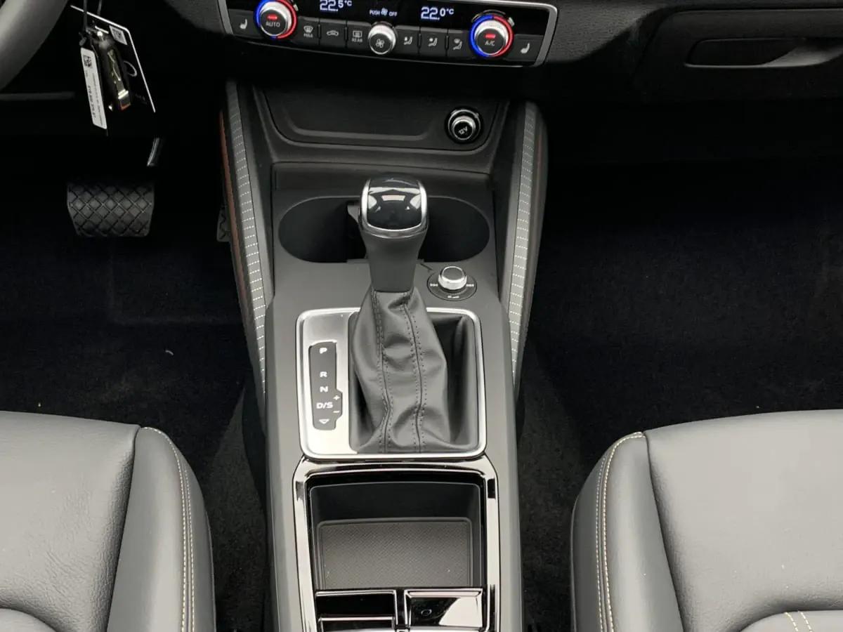 Audi Q2 Rennes vue 5 Audi Q2 en leasing sans apport à Rennes — vue 5