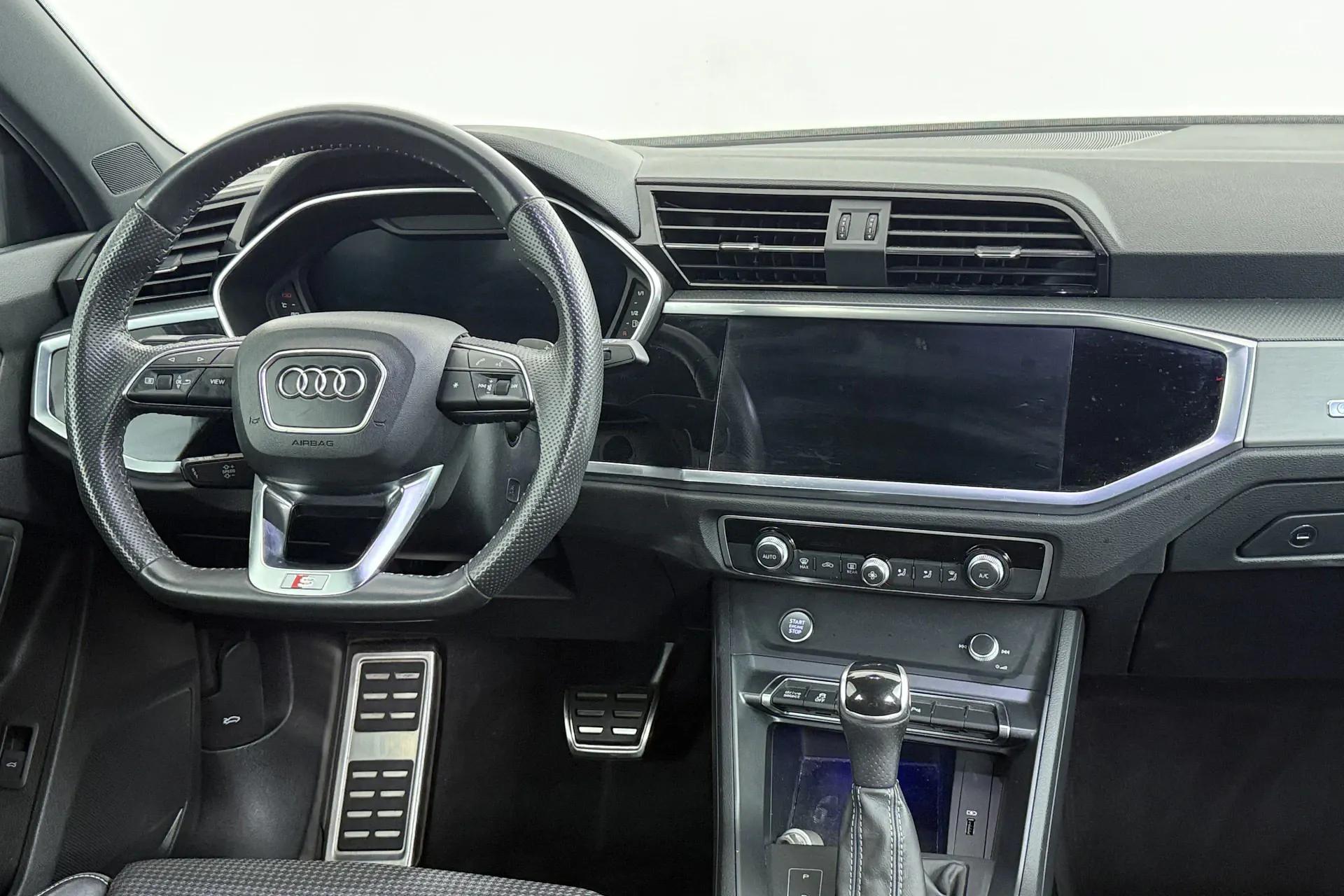 Audi Q3 Rennes vue 4 Audi Q3 en leasing sans apport à Rennes — vue 4