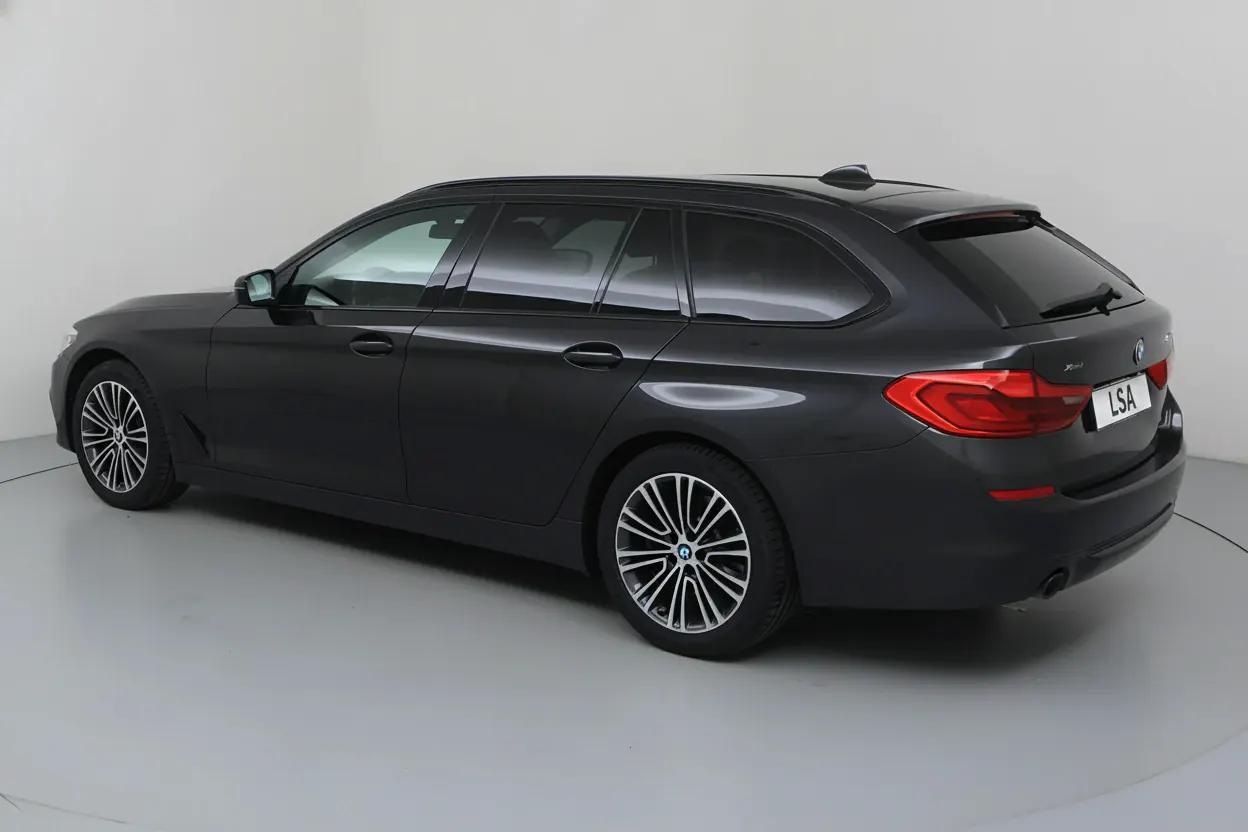 BMW Série 5 Rennes vue 3 BMW Série 5 en leasing sans apport à Rennes — vue 3