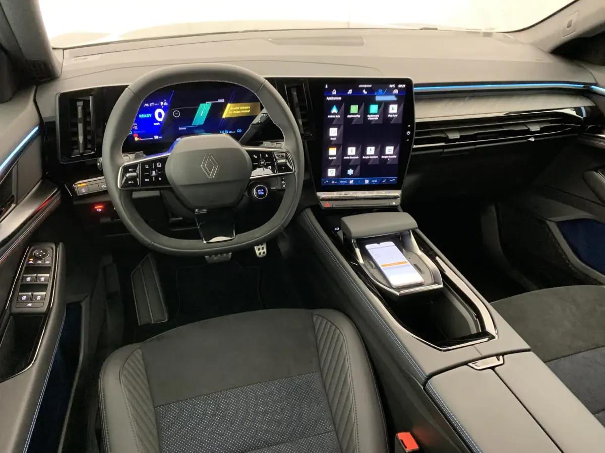 Renault Rafale E-Tech Rennes vue 4 Renault Rafale E-Tech en leasing sans apport à Rennes — vue 4