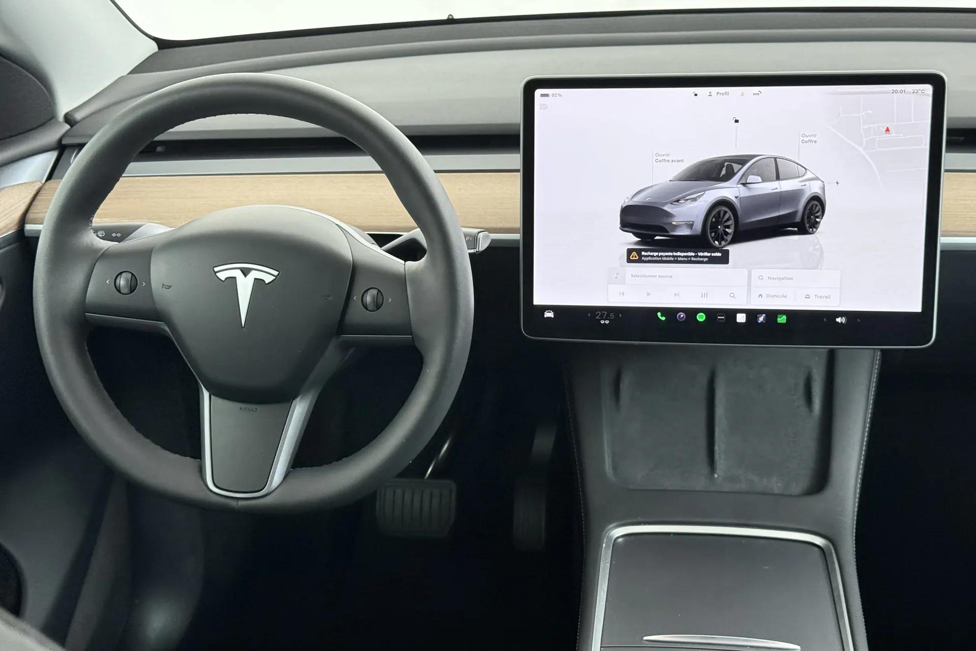 Tesla Model Y Rennes vue 4 Tesla Model Y en leasing sans apport à Rennes — vue 4